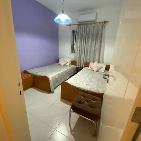 Sunny 2br In Near Beaches,protaras! Paralimni