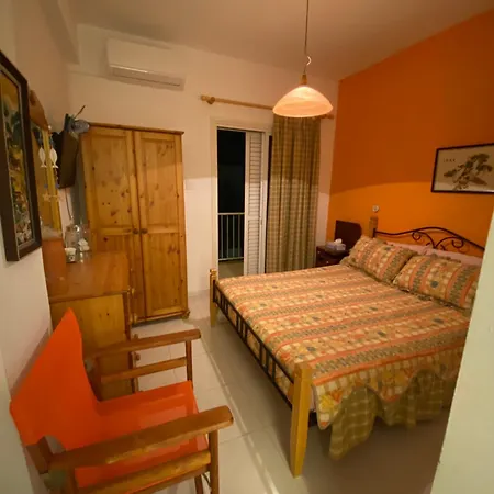 Sunny 2br In Near Beaches,protaras! *