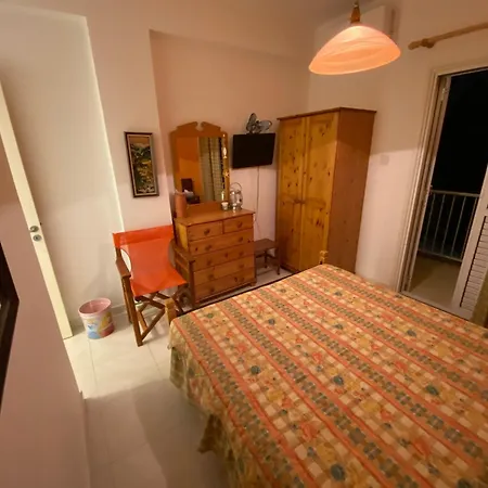 Sunny 2br In Near Beaches,protaras! Paralimni