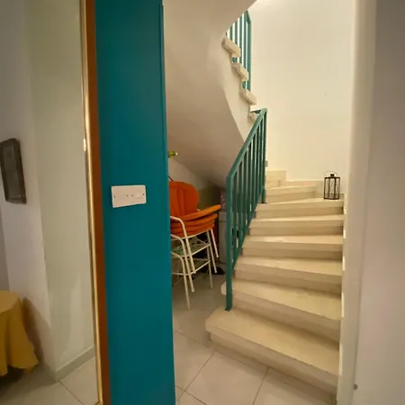Casa de Férias Sunny 2br In Near Beaches,protaras! *