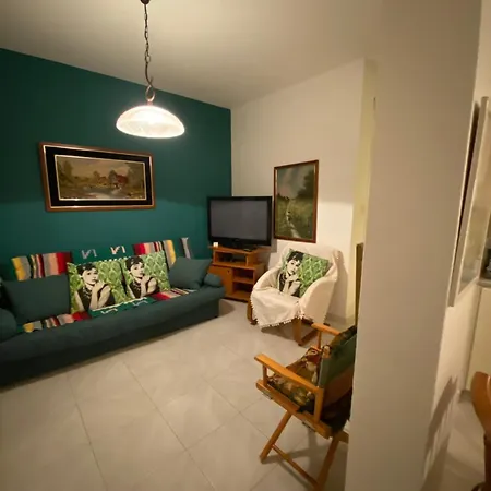 Sunny 2br In Near Beaches,protaras! Casa de Férias