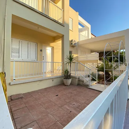 Sunny 2br In Near Beaches,protaras! Casa de Férias *