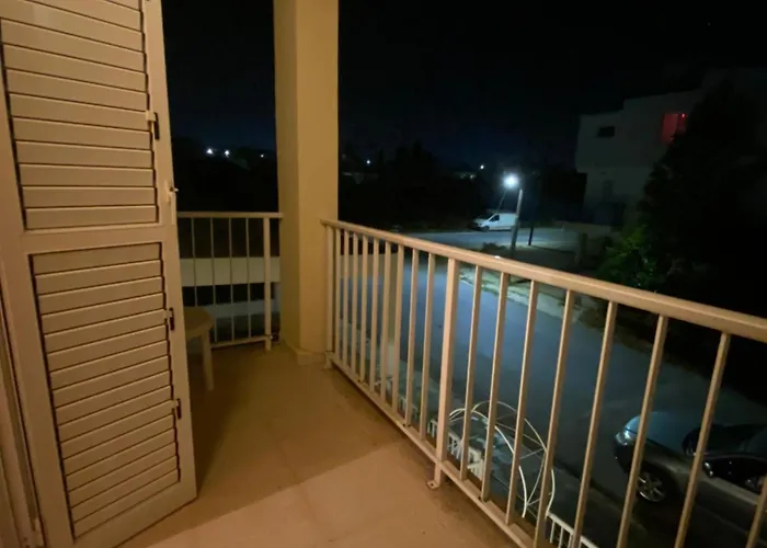 Sunny 2br In Near Beaches,protaras! * Paralimni