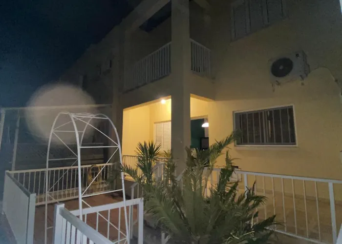 Casa vacanze Sunny 2br In Near Beaches,protaras! *